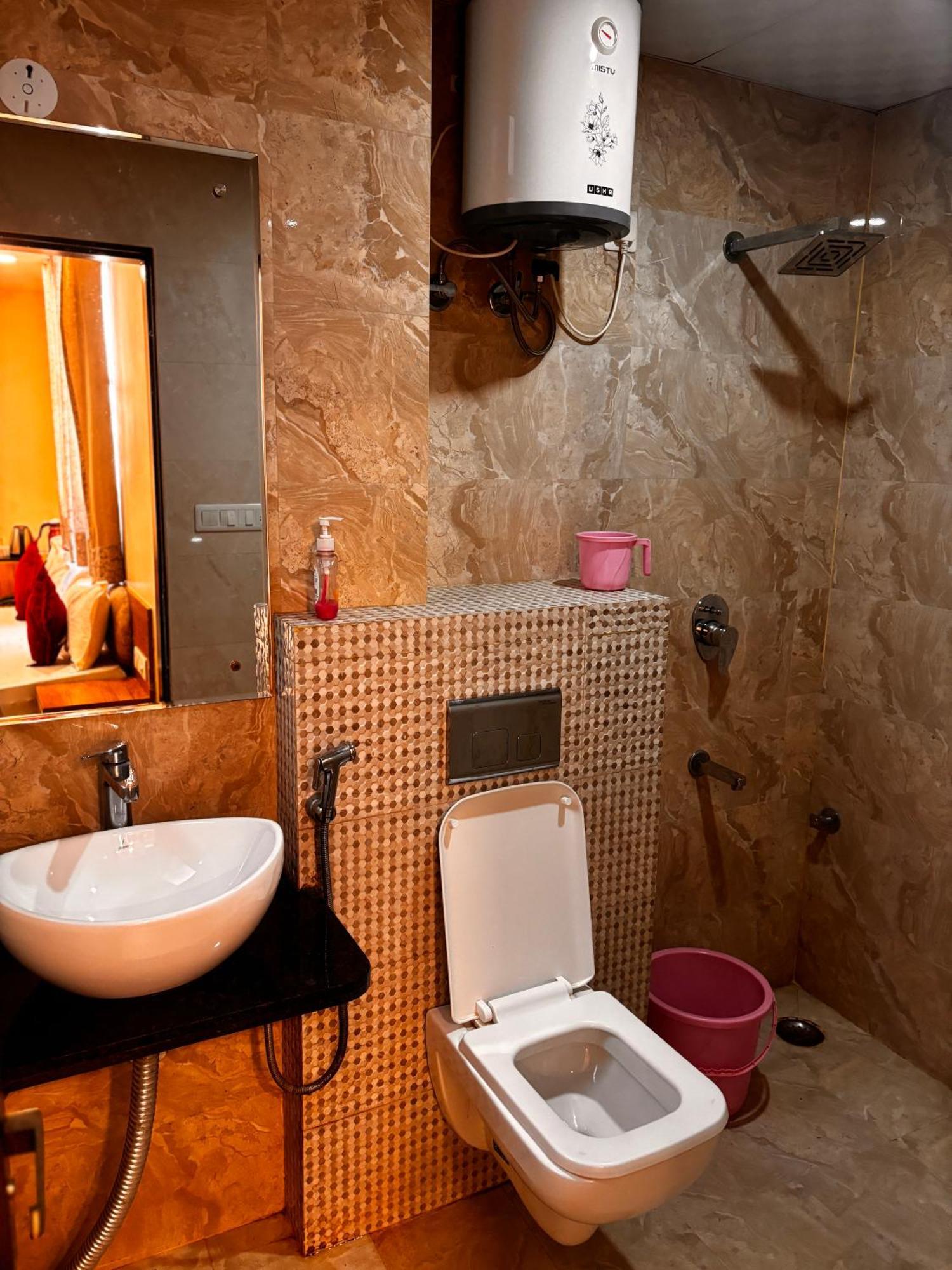 Hotel Gulabi Nagri, Malviya Nagar, 斋浦尔 外观 照片