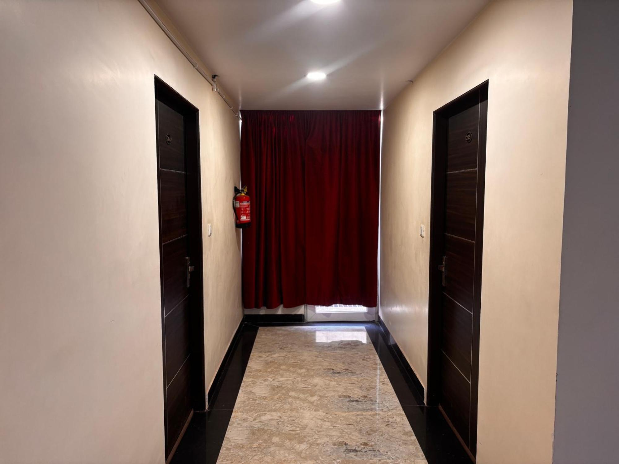 Hotel Gulabi Nagri, Malviya Nagar, 斋浦尔 外观 照片
