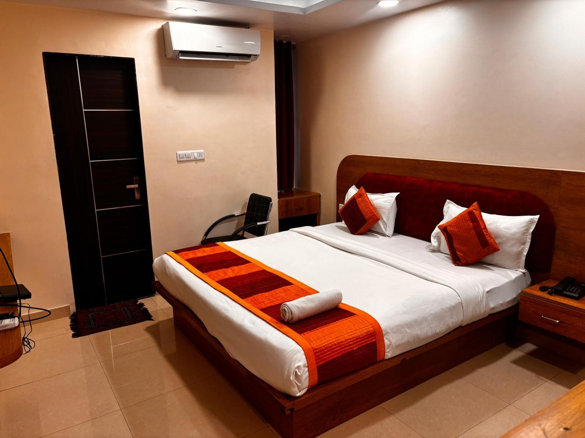 Hotel Gulabi Nagri, Malviya Nagar, 斋浦尔 外观 照片